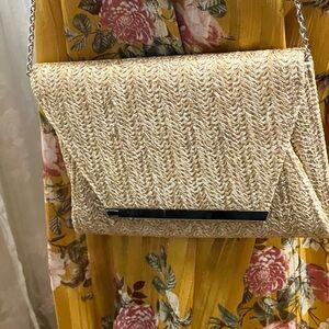 “Jessica McClintock” Tan Straw-Bag, Excellent Condition Cute, Designer Clutch